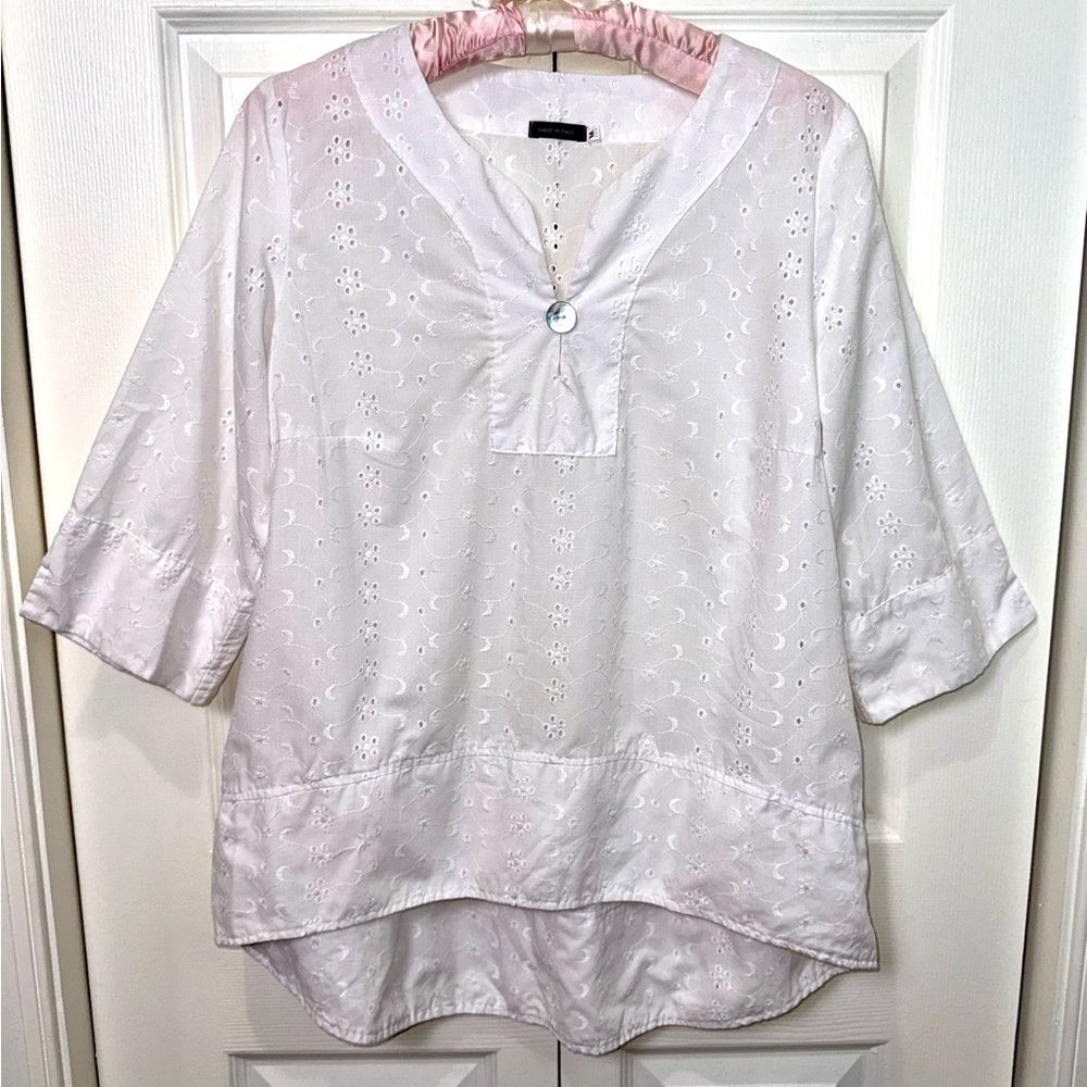 Made in Italy White Eyelet Cotton Top High-Low Hem V-Neck Button Front M